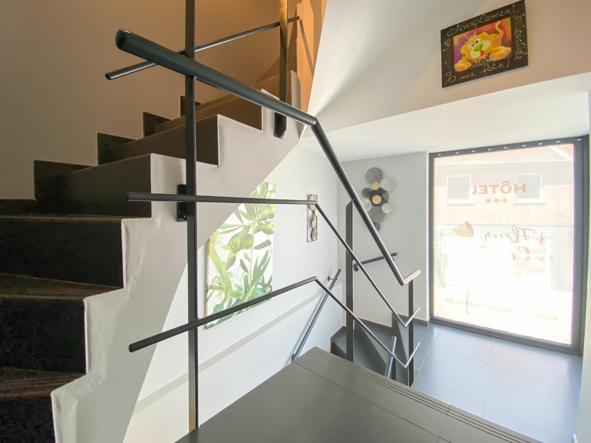 A Fleur De Couette Hotel Auvelais ภายนอก รูปภาพ