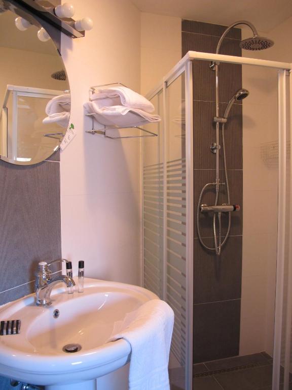 A Fleur De Couette Hotel Auvelais ห้อง รูปภาพ